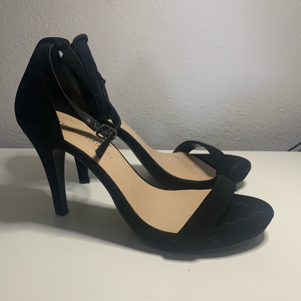 Open Toe Black Suede Heel